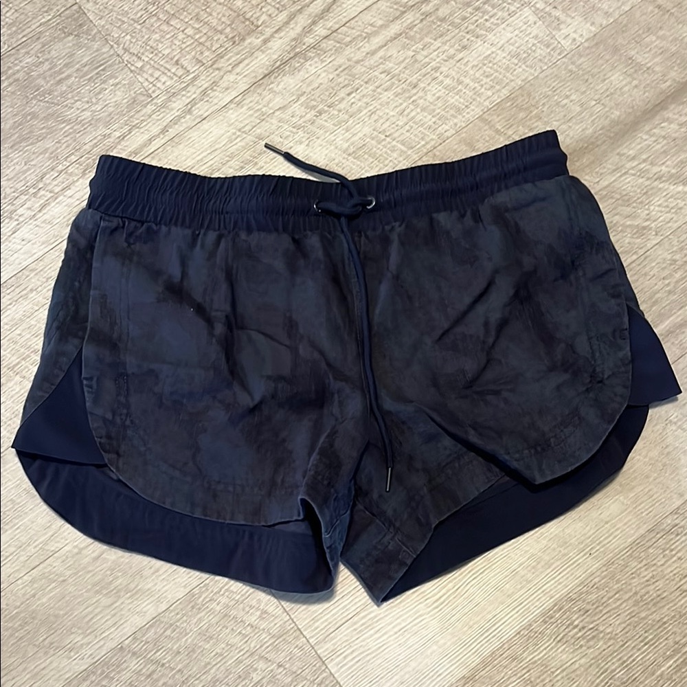 Athleta Navy Blue Print Shorts